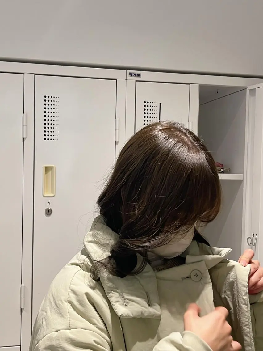 カラー ベージュカラー ブリーチ ブリーチなしカラー オリーブベージュ デート 梅田酸性縮毛矯正/ 韓国ヘア/ユナ🩰のヘアスタイル