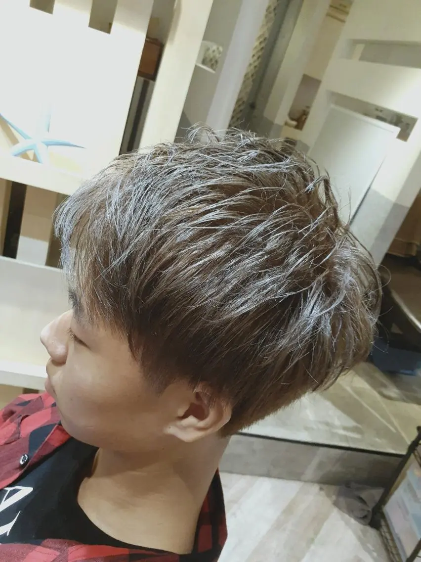 ショート メンズ カット 西村 力一のヘアスタイル