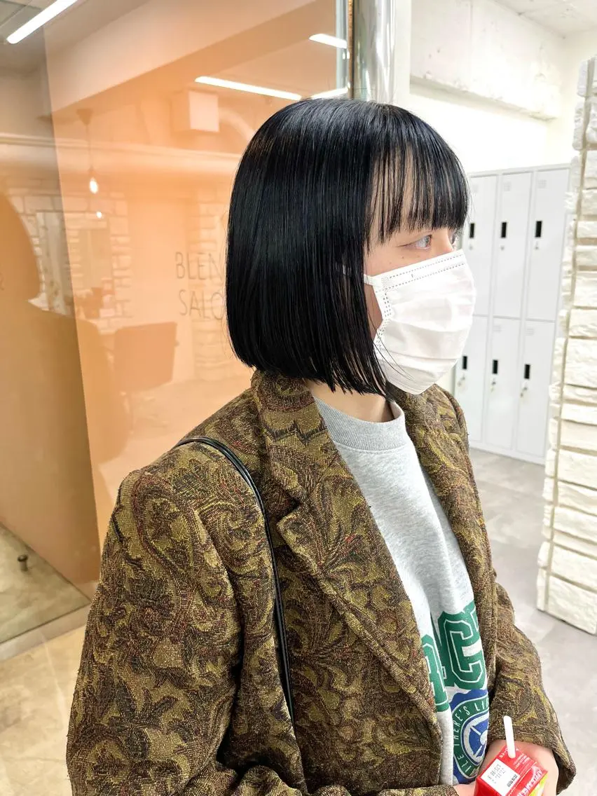 カラー 黒髪 ブルーカラー ブルーブラック カット ヘアカラー トリートメント 天王寺韓国ヘア/ 髪質改善/小山歓実のヘアスタイル