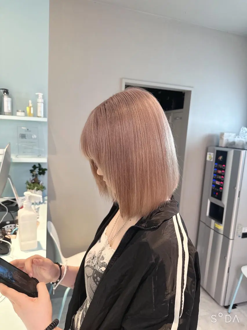 ミディアム カラー ヘアカラー トリートメント ヘアセット 🪄池袋ハイトーン 🪄ブリーチカラーのヘアスタイル