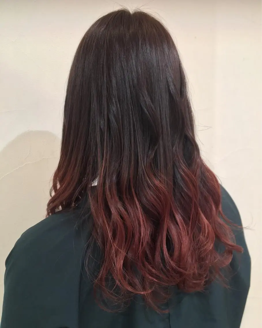 ロング カラー カット ヘッドスパ 乳井 悠香のヘアスタイル