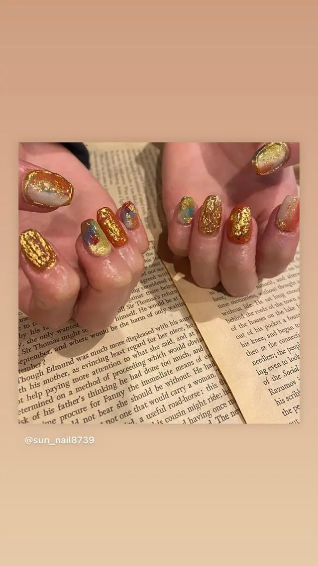 ネイル アートネイル 成人式 ゴールド ニュアンスネイル . unffのネイルデザイン