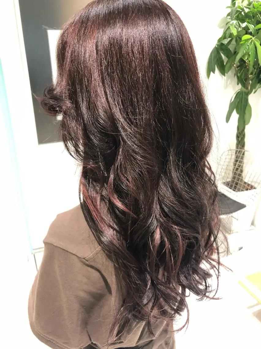 ロング カラー ハイライトカラー ピンクカラー ハイライト 増田 結莉のヘアスタイル