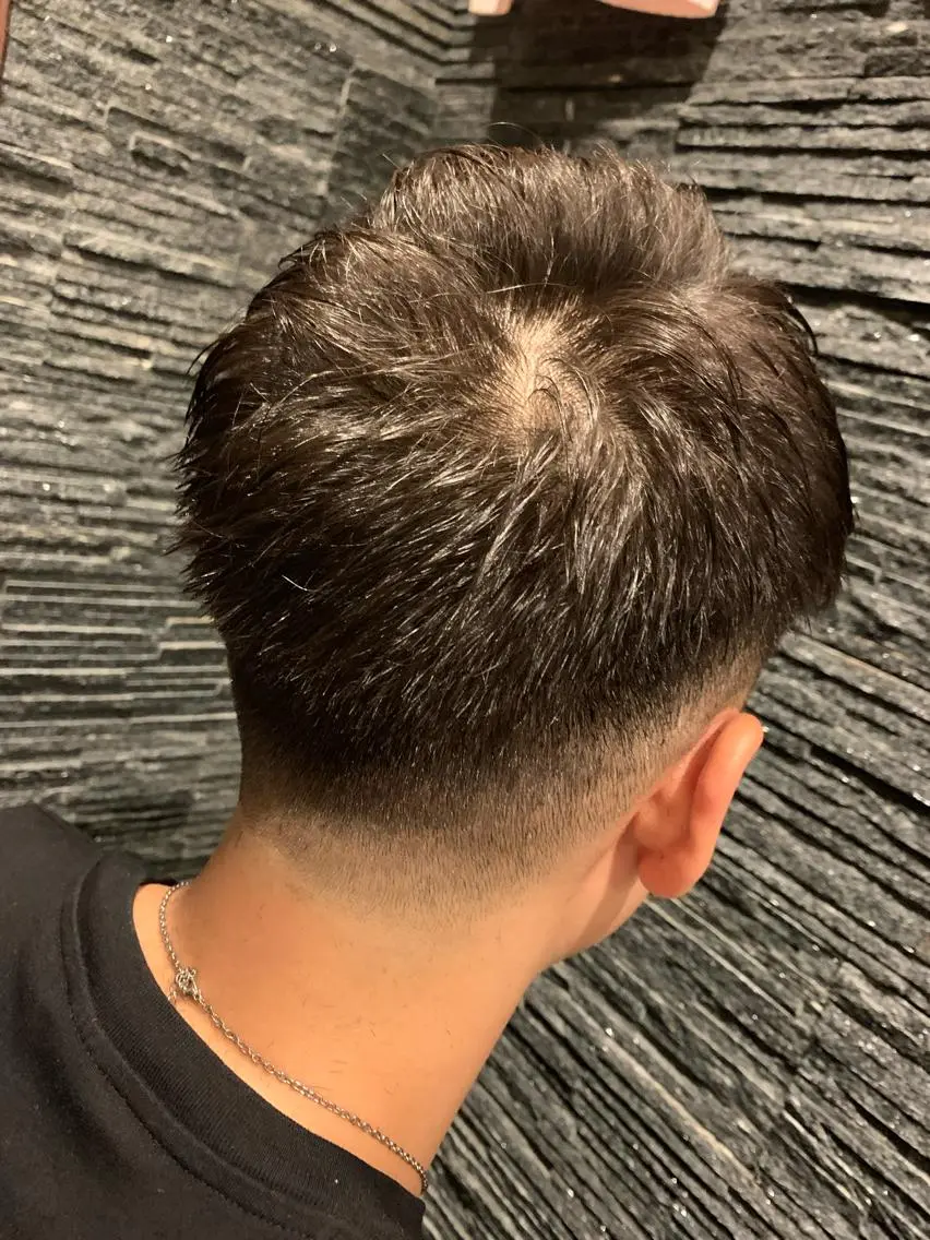 ショート ヒロ銀座 田中大地のヘアスタイル