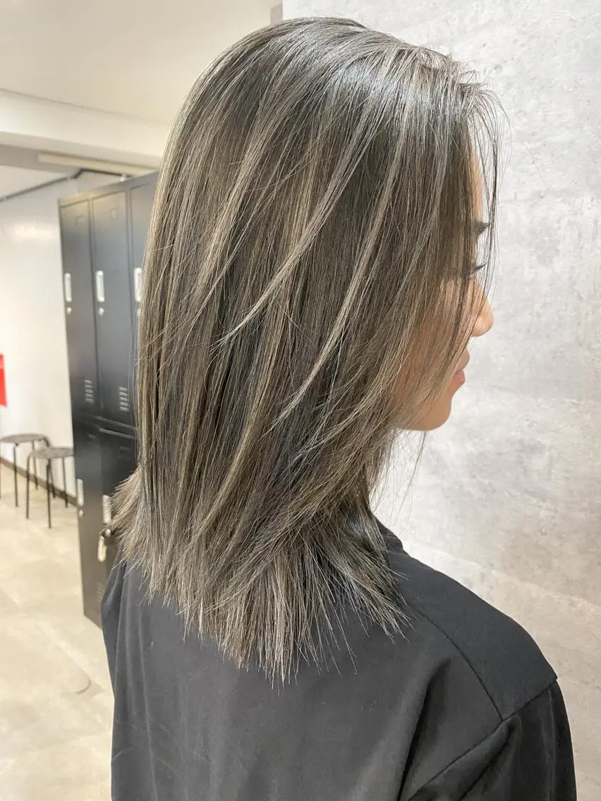 ショート カラー ヘアアレンジ ネイル マツエク・マツパ 井上 一平のヘアスタイル