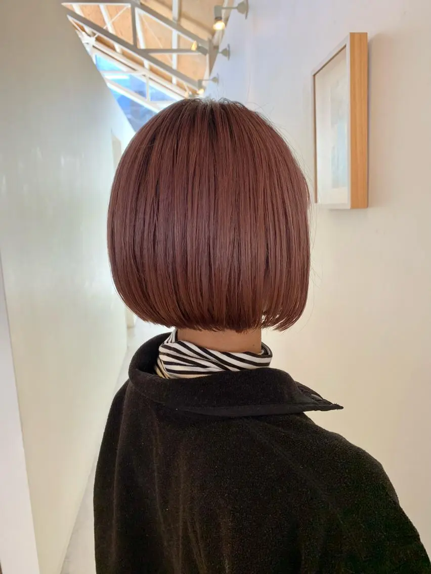 ショート カラー ブリーチ 中尾 文哉のヘアスタイル