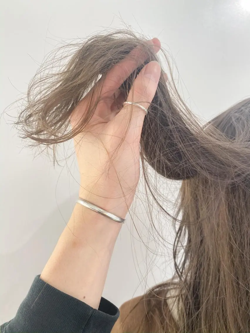 セミロング カット ヘアカラー トリートメント 海外デザイン🇺🇸 石渡諒太のヘアスタイル