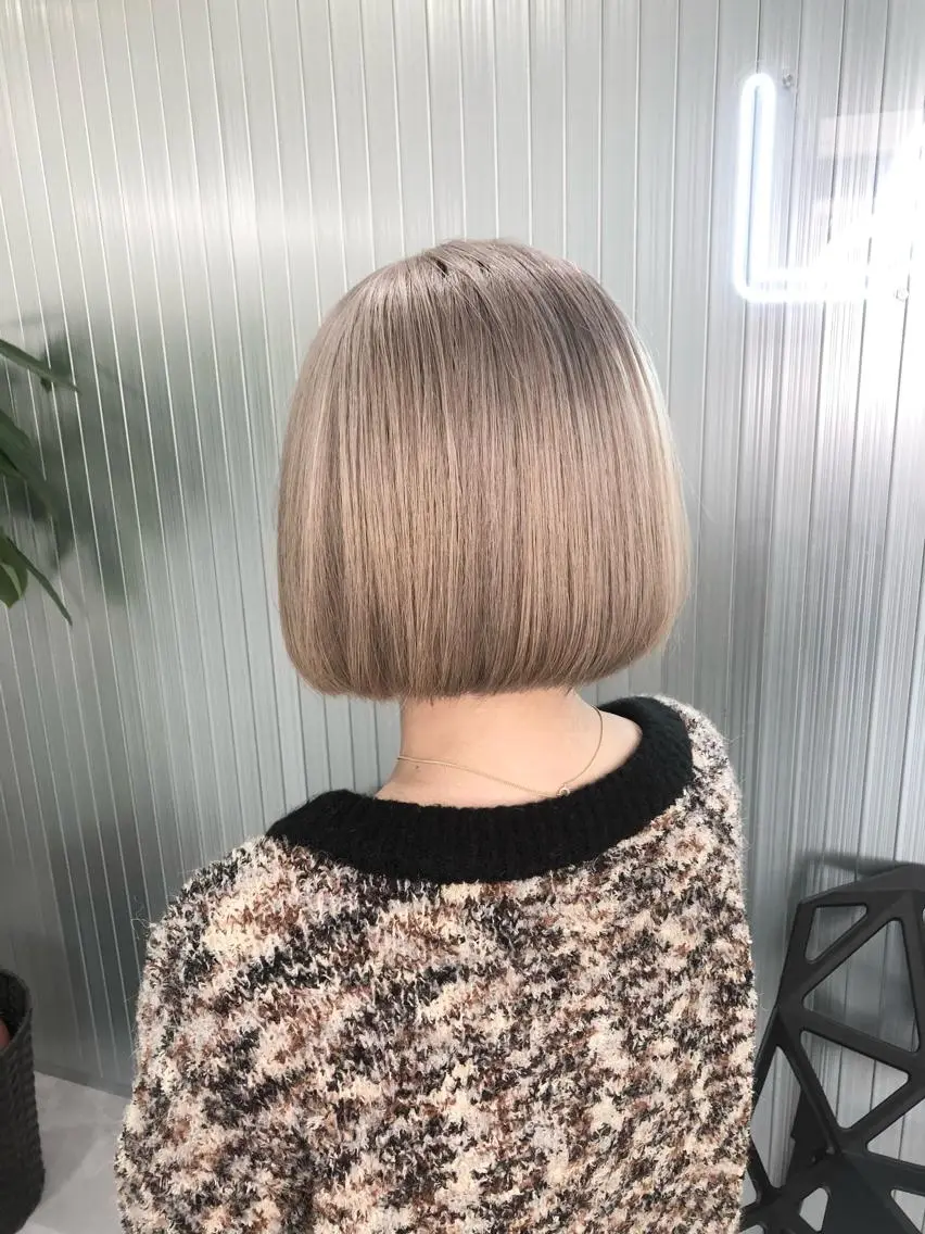 ショート カラー カット ヘアカラー LOOP hairのヘアスタイル