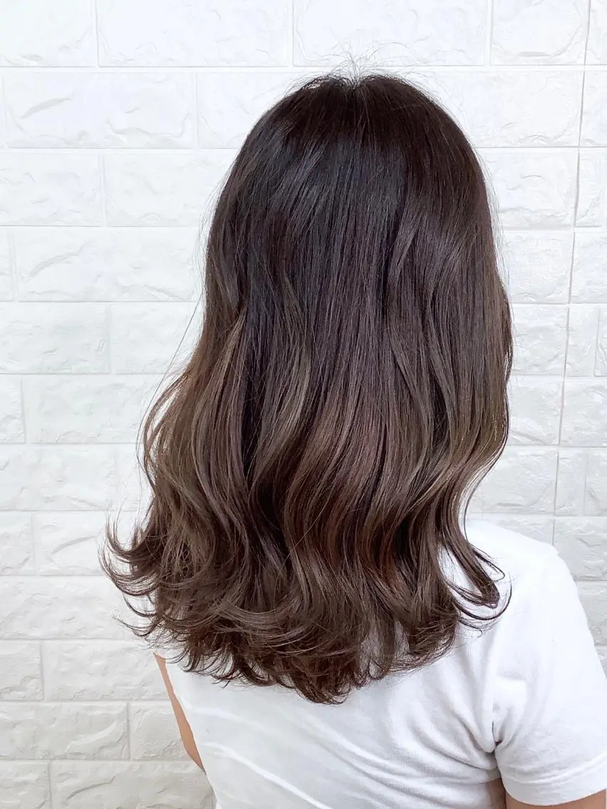 セミロング カラー 髪質改善縮毛矯正 美容師✂️山崎竜二のヘアスタイル