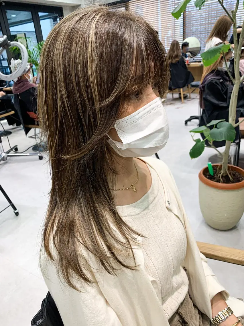 セミロング ハイライト レイヤーカット 🌟miyuki モデルさん大募集のマツエク・マツパデザイン