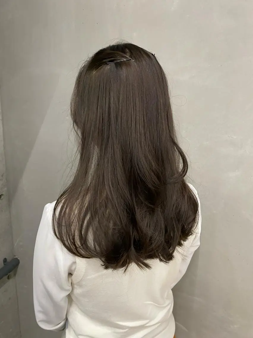 セミロング カラー カット ヘアカラー トリートメント Saki/レイヤー/ 柔色カラー/顔まわりのヘアスタイル