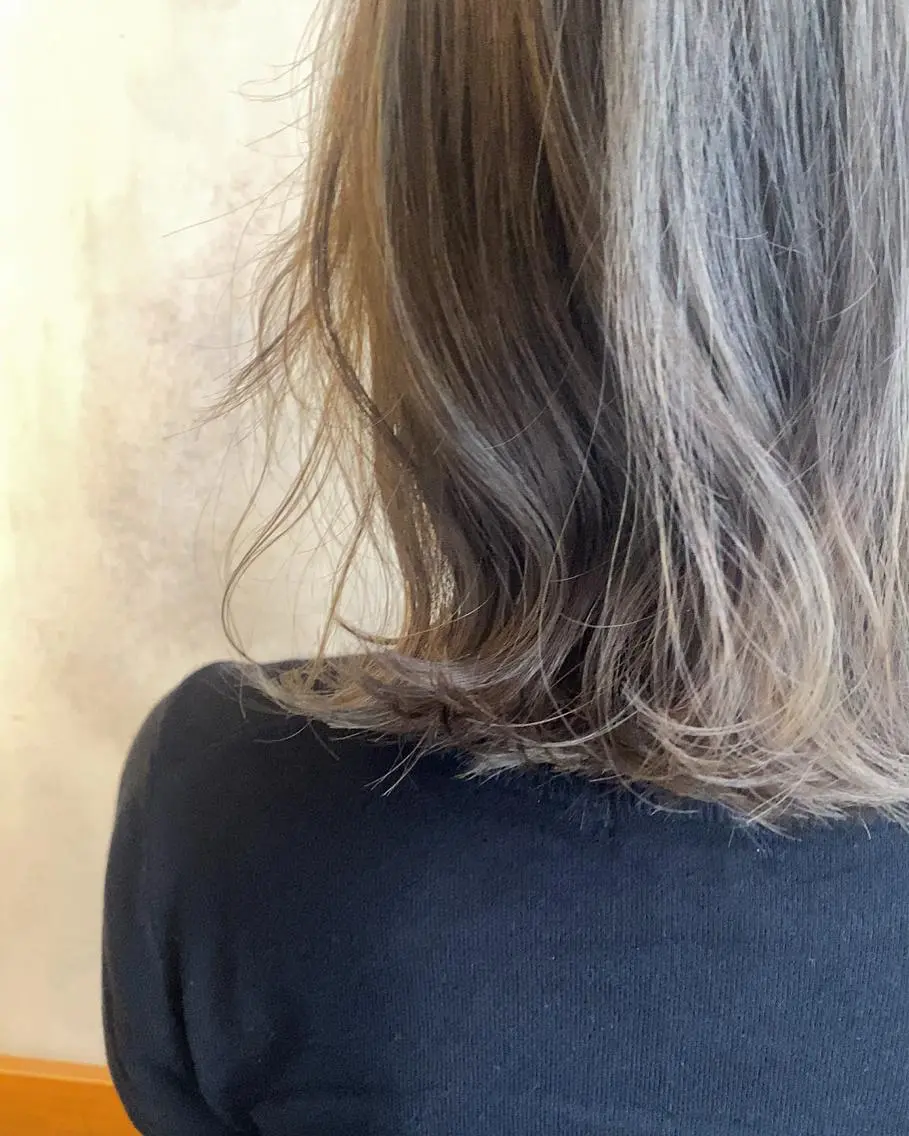 ミディアム カラー ハイライトカラー ハイライト ヘアカラー ツキノキ　ミナ 8月から西梅田店のヘアスタイル