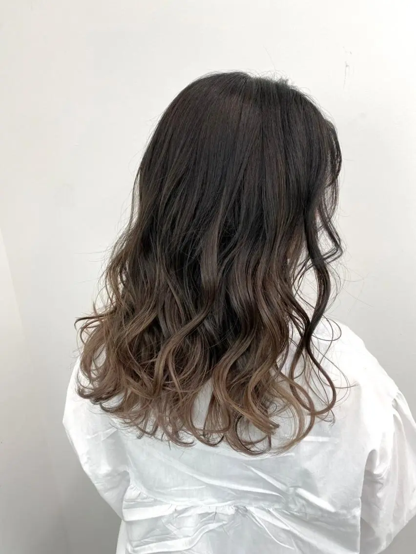 ロング カラー ヘアカラー トリートメント 【公式】amble luxe 中野のヘアスタイル