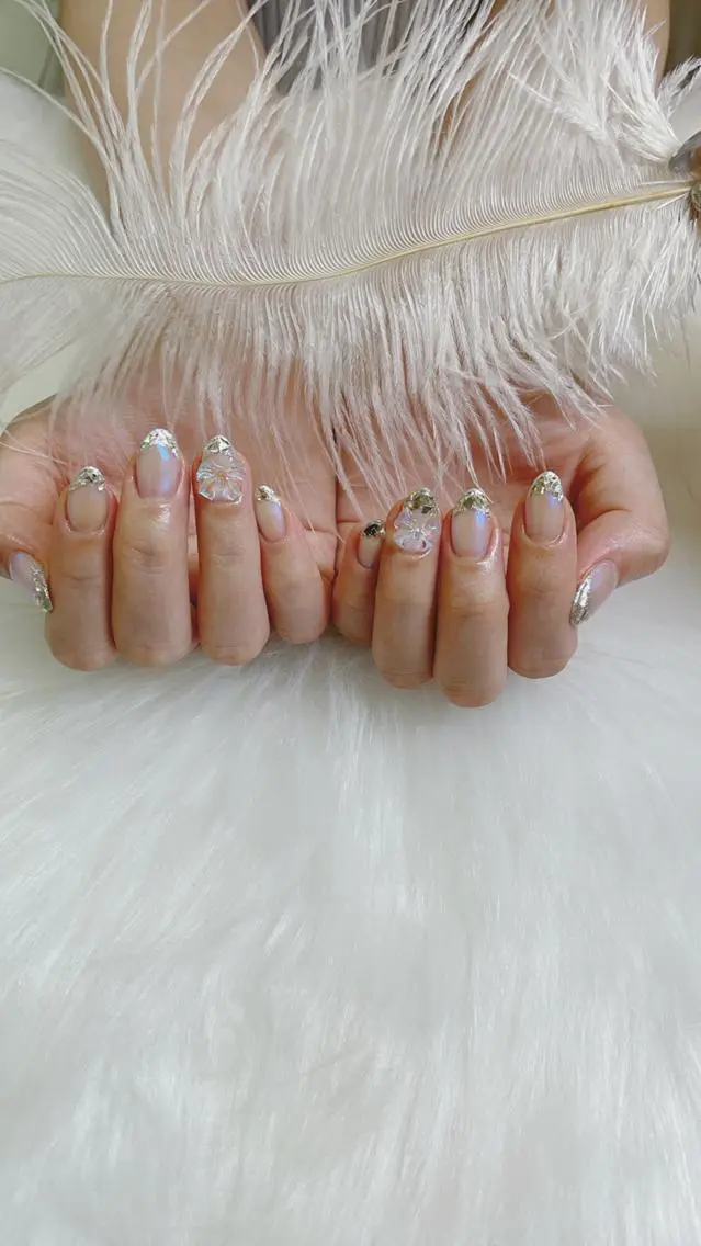 ネイル ハンドネイル ハンドケア 🦋ネイルサロン ブラン🌈ゆりのネイルデザイン