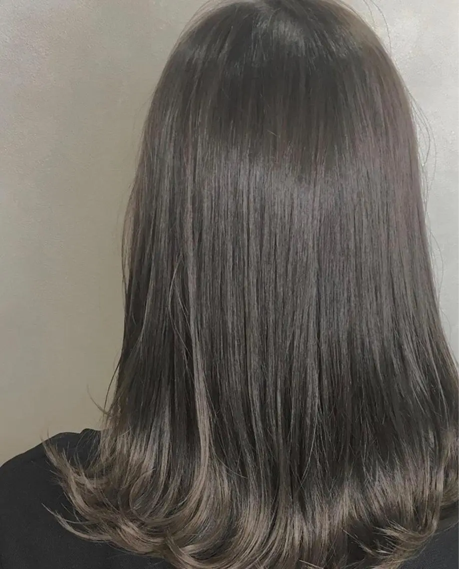 ミディアム カラー ケアに特化したサロン shinzaのヘアスタイル