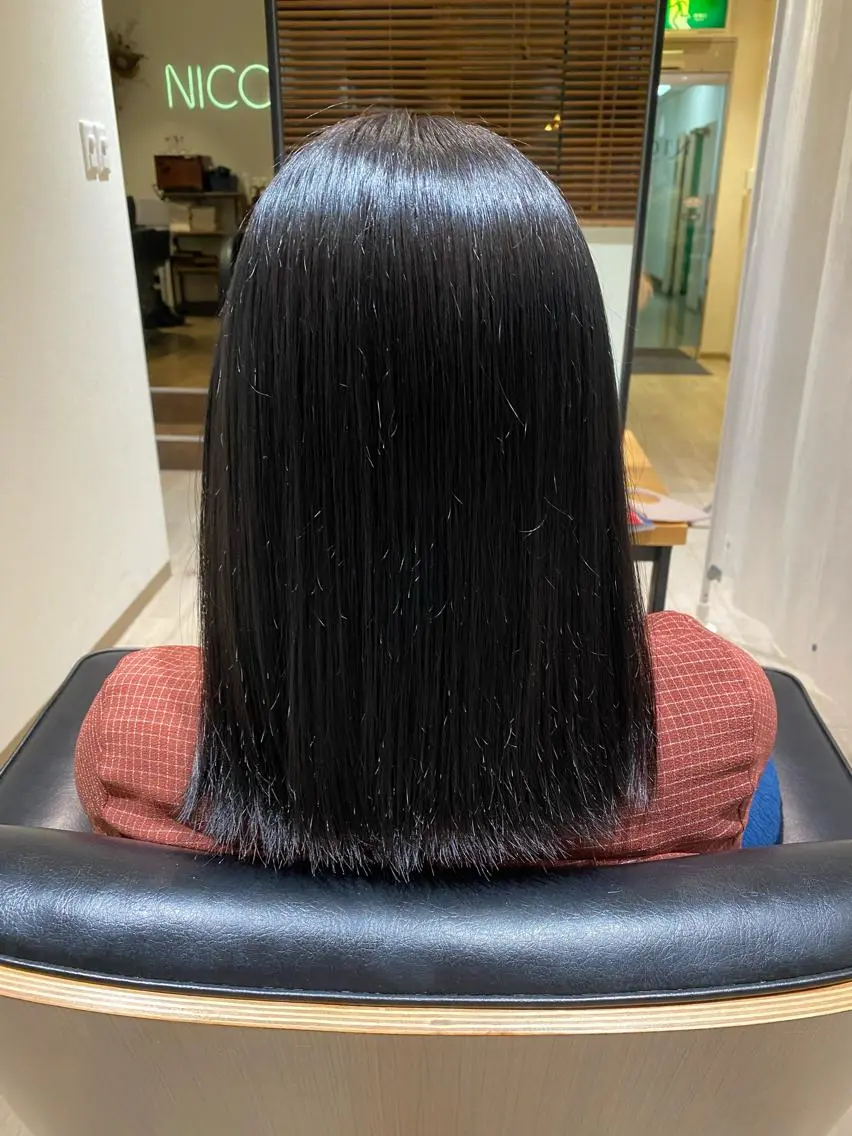 ミディアム カラー ブリーチ 中村 莉子のヘアスタイル