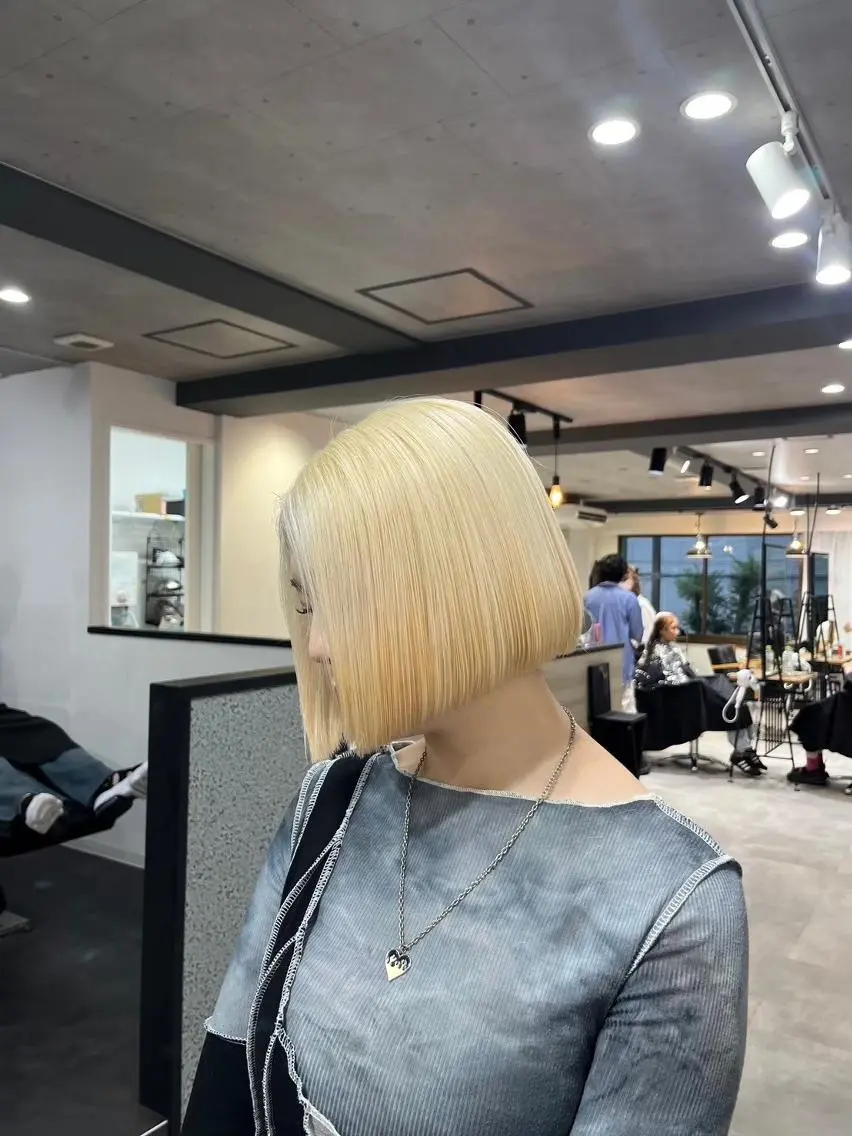 ショート カラー ショートボブ ブロンド ボブ ショートヘア 🎀ダブルカラー🎀 ♡Kanon♡のヘアスタイル