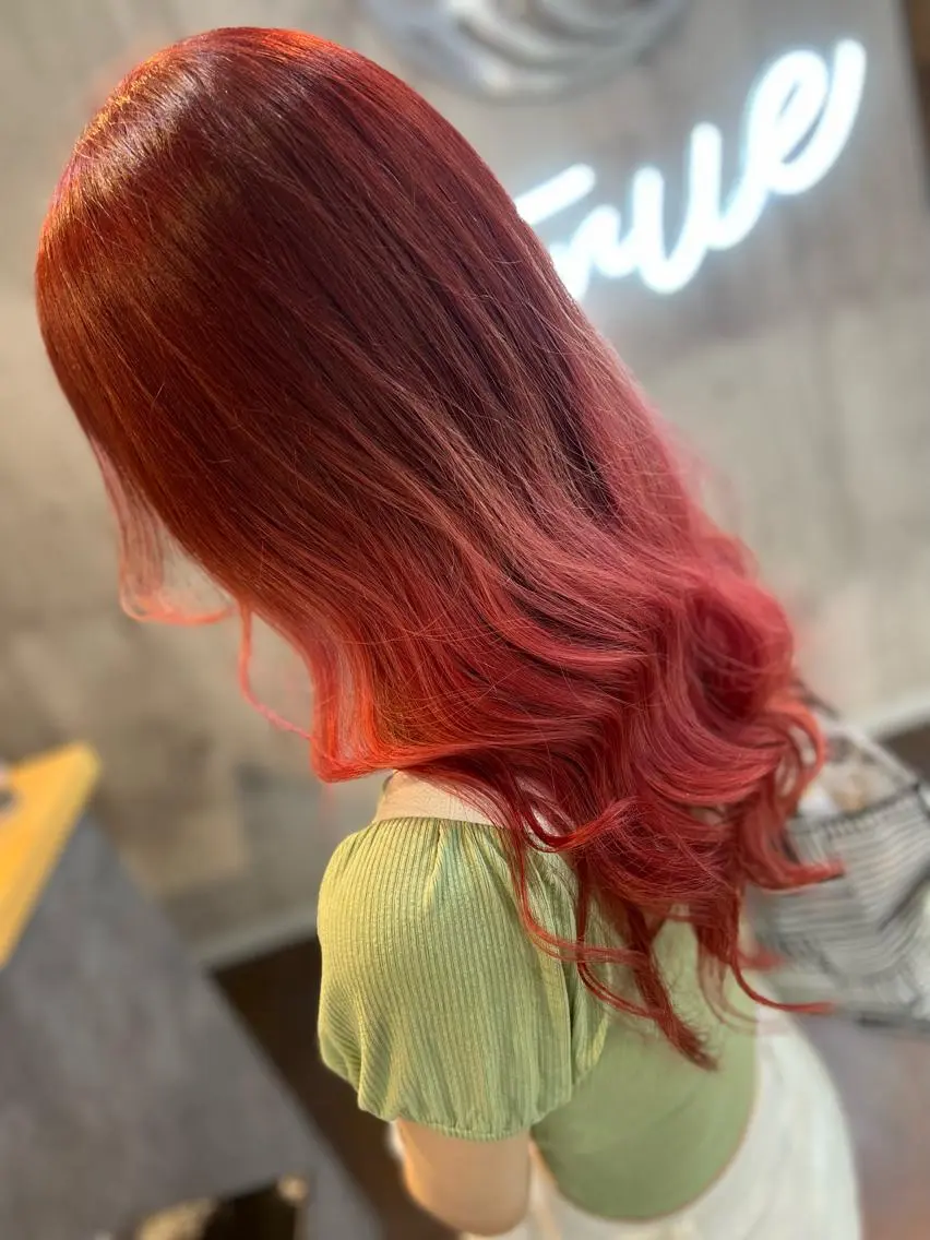 セミロング カラー パーマ ヘアアレンジ メンズ キッズ ネイル マツエク・マツパ アイブロウ シールエクステ メンズバレイヤージュ メンズハイライト メンズインナーカラー メンズ韓国風 ミルクティーハイトー ン💖Mikaのヘアスタイル