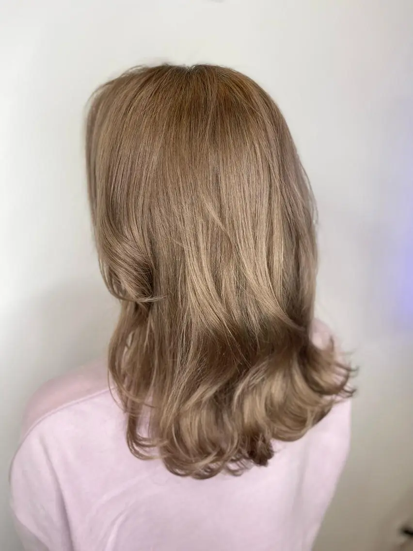 ミディアム カラー ブリーチ カット ヘアカラー トリートメント Luzir⭐︎ GEN⭐︎のヘアスタイル