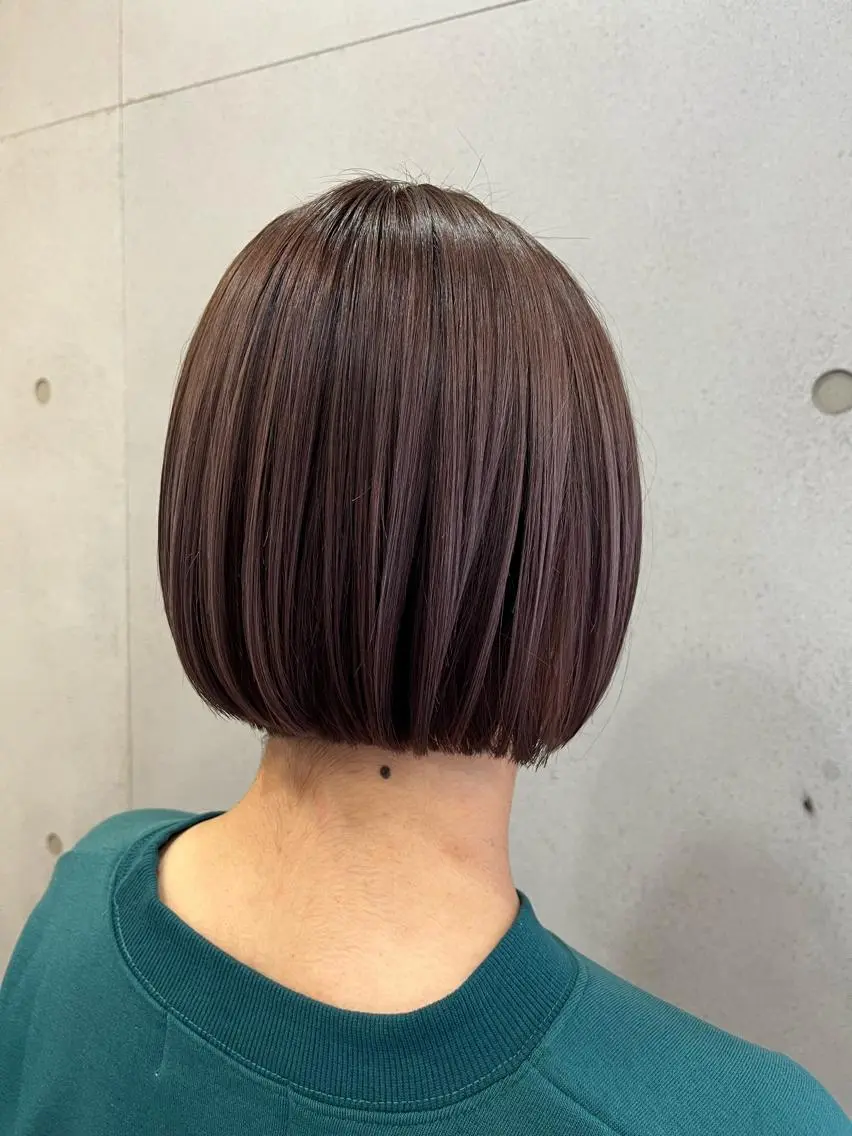 ミディアム ボブ おせ ちさとのヘアスタイル