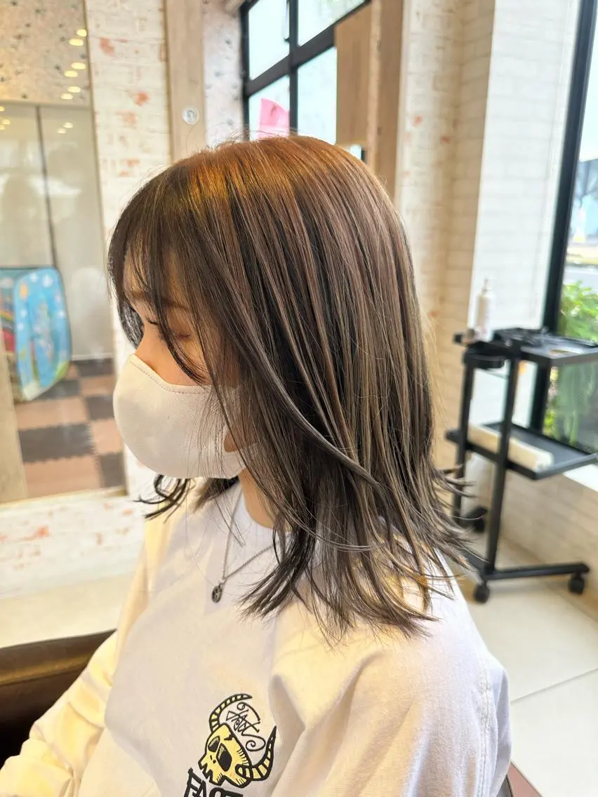 カラー ヘアカラー 見川 ヒカルのヘアスタイル