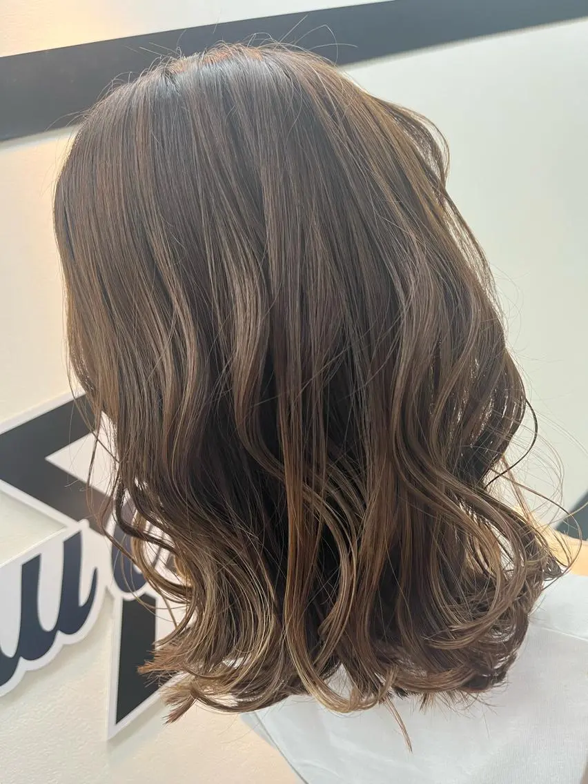 ミディアム Itsuki .のヘアスタイル