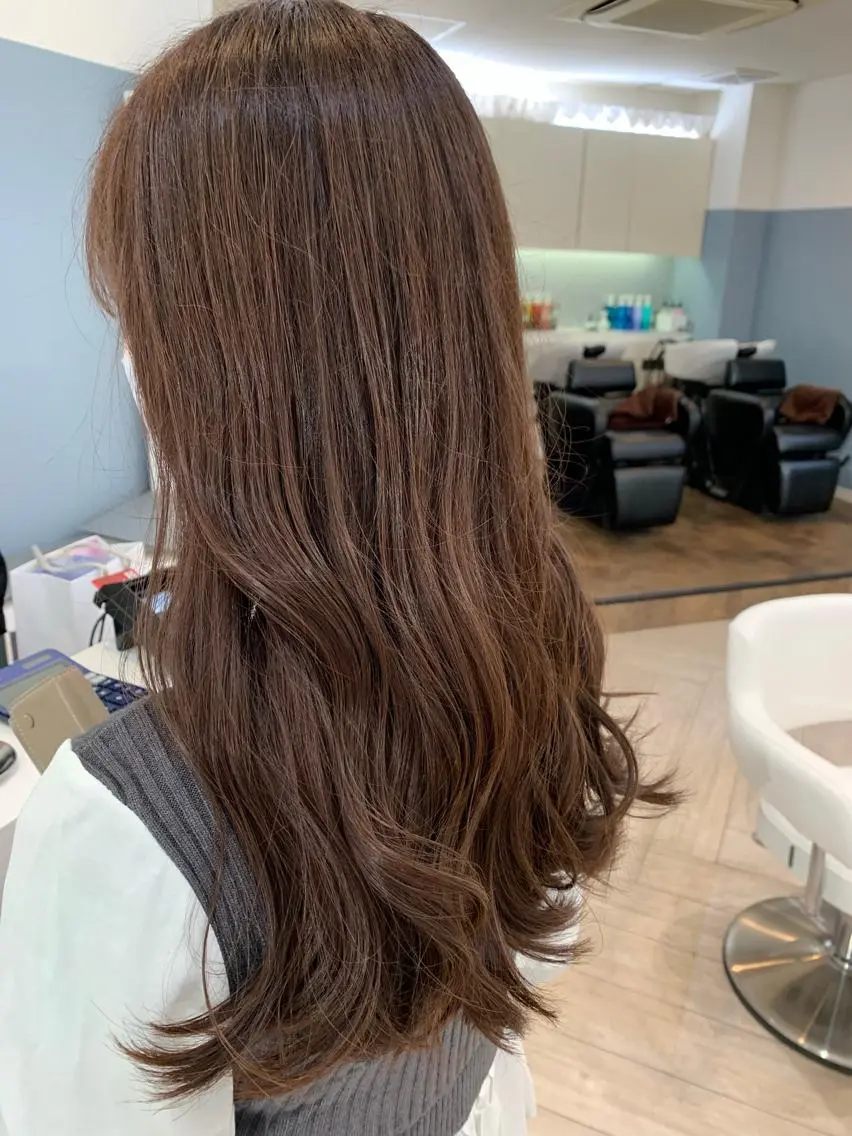 カラー 梅木 悠斗のヘアスタイル