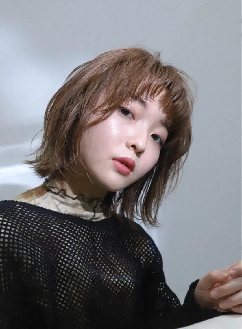 ショート 切りっぱなしボブ ボブ 外ハネヘア カット ヘアカラー トリートメント 横浜×明るい白髪染め 白髪ぼかし 村井祐介のヘアスタイル