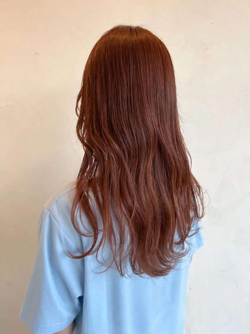 ロング カラー 松田 詩奈のヘアスタイル