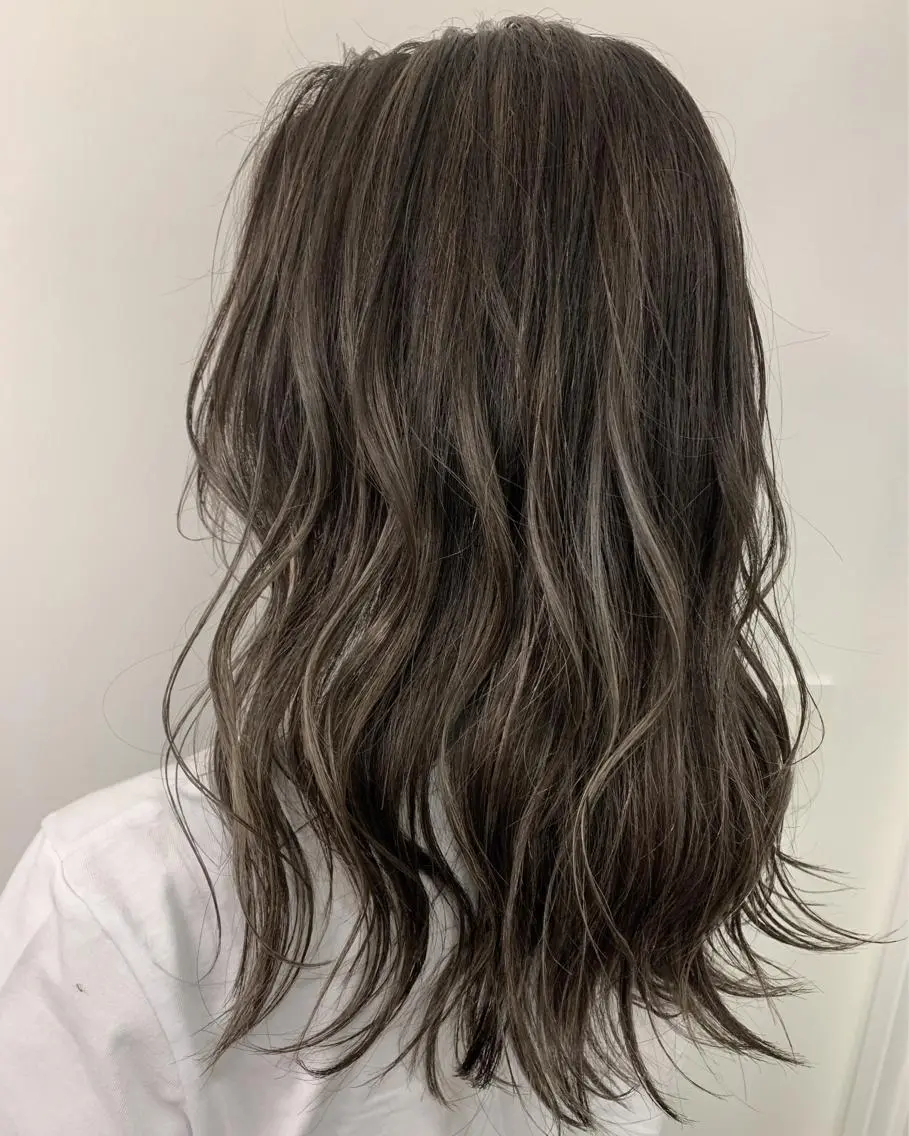 ミディアム カラー ヘアカラー 髪質改善will hairdesignのヘアスタイル