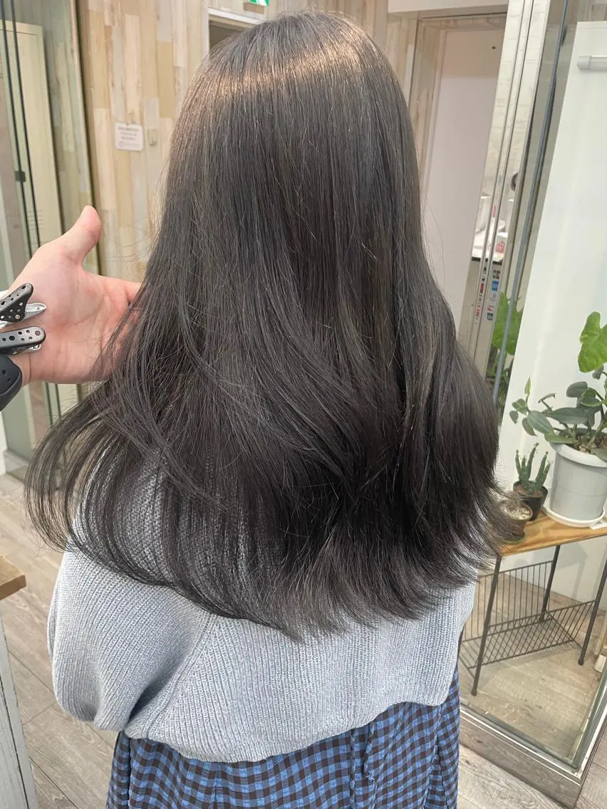 セミロング カラー ヘアカラー トリートメント HIKARU副店長/ ✨️髪質改善のヘアスタイル