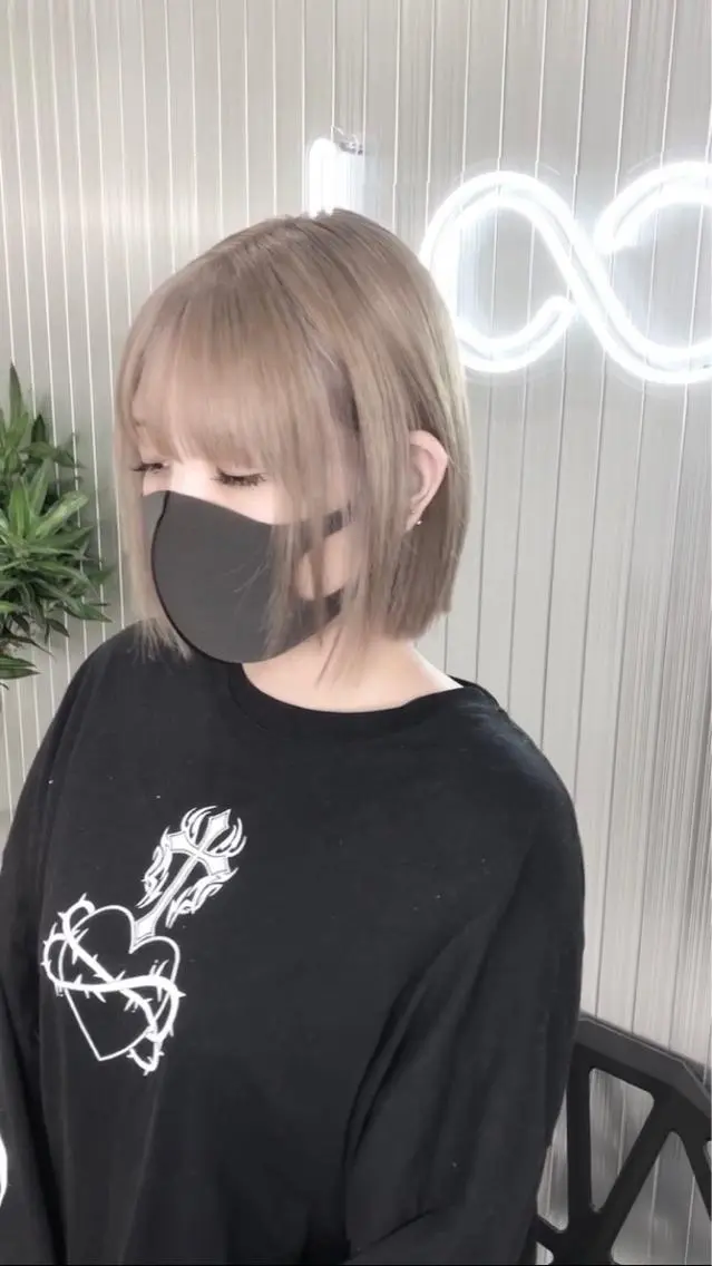 ショート カラー ヘアカラー LOOP hairのヘアスタイル