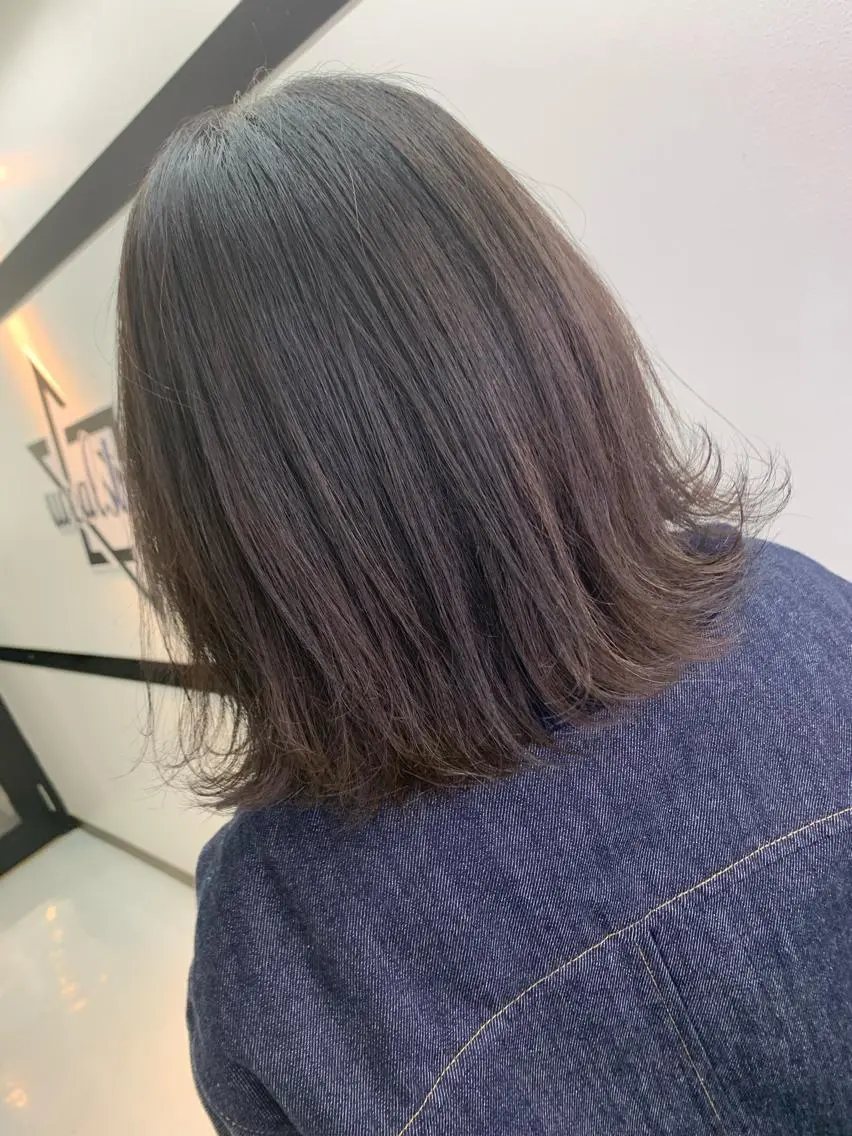 カラー Itsuki .のヘアスタイル