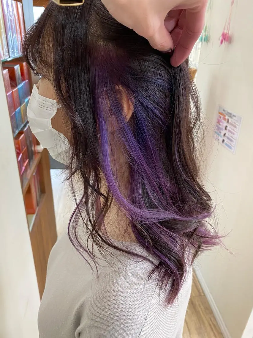 カラー SALOWIN栄 高須大貴のヘアスタイル