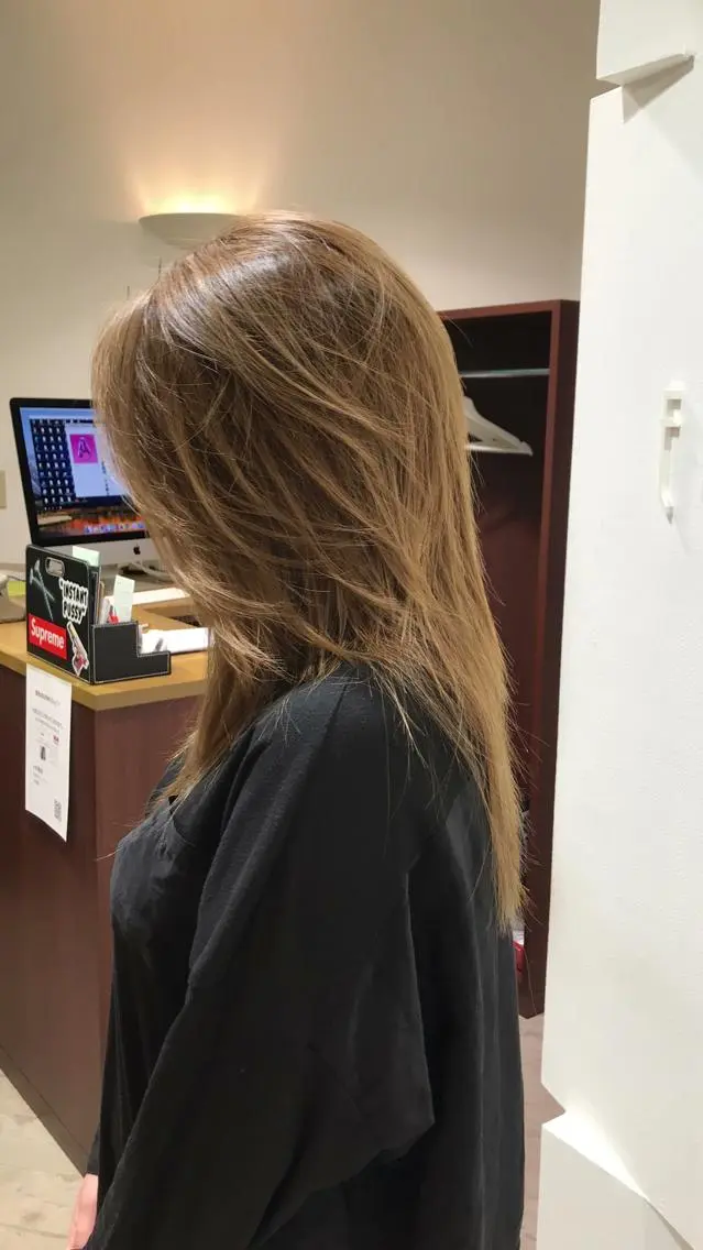セミロング カラー パーマ ヘアアレンジ メンズ キッズ ネイル マツエク・マツパ エフィラージュ カット✂️髪質改善のヘアスタイル