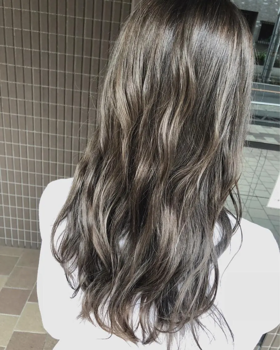 カラー グレージュ 後藤 陽花子のヘアスタイル
