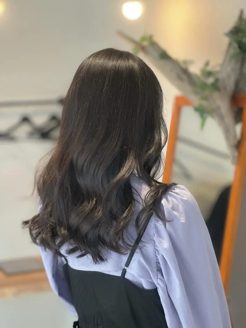 セミロング カラー THE DAY 木村　敏之のヘアスタイル