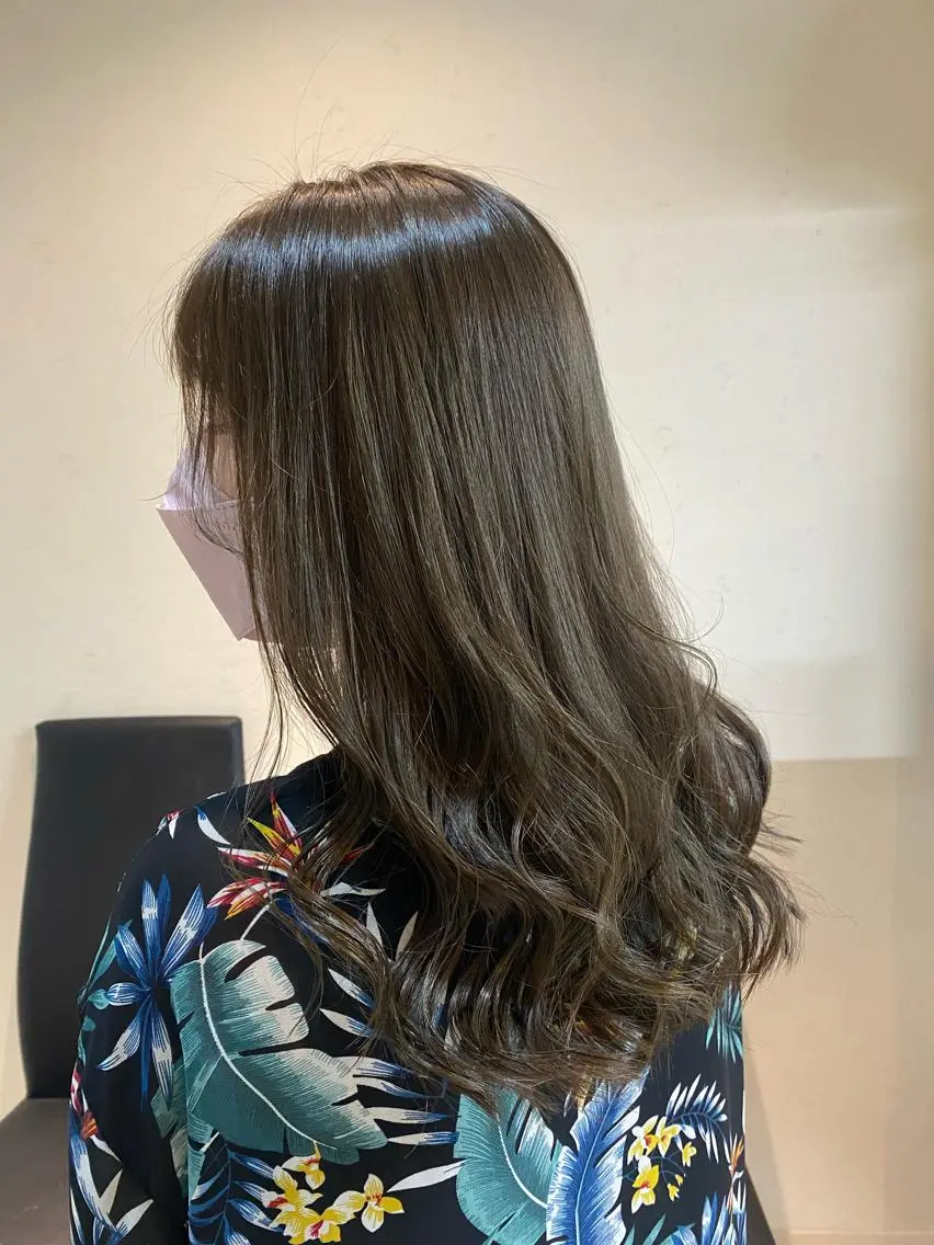 ロング カラー ハイライトカラー ハイライト 後藤紗英/髪質改善 /オリーブベージュのヘアスタイル