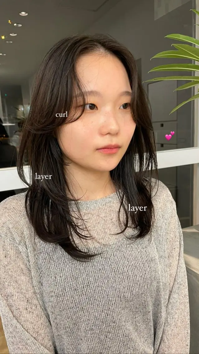 ロング 顔周りカット レイヤーカット 立野 莉央のヘアスタイル