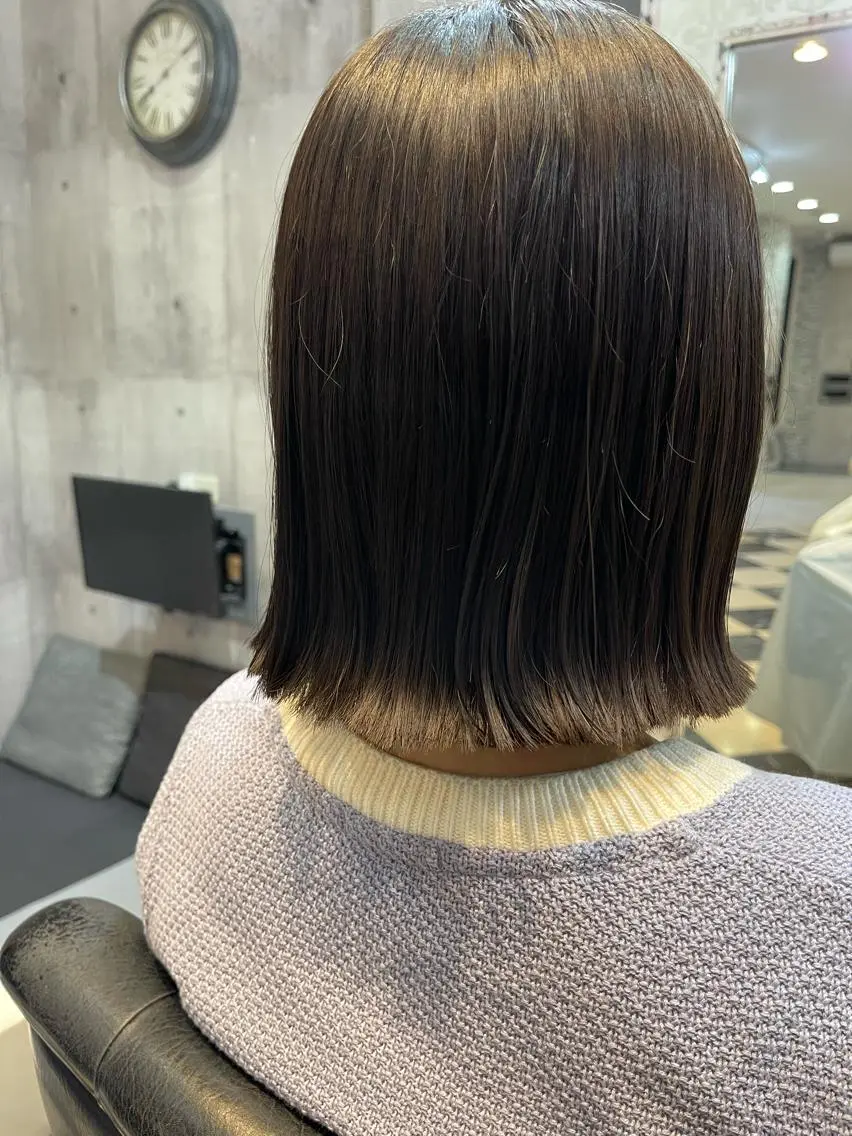 ミディアム 切りっぱなしボブ ボブ art-Lago 宮司のヘアスタイル