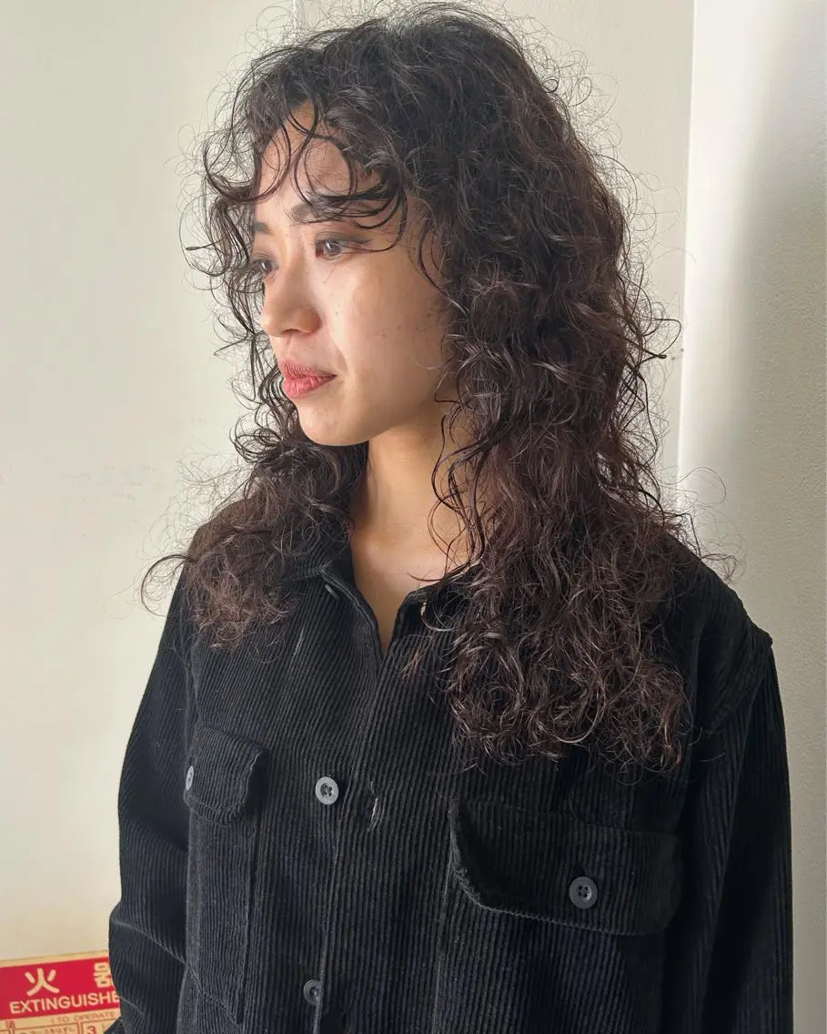 ミディアム パーマ ミディアムパーマ くせ毛 カット パーマ トリートメント 村上雅人 ナチュラルモードのヘアスタイル