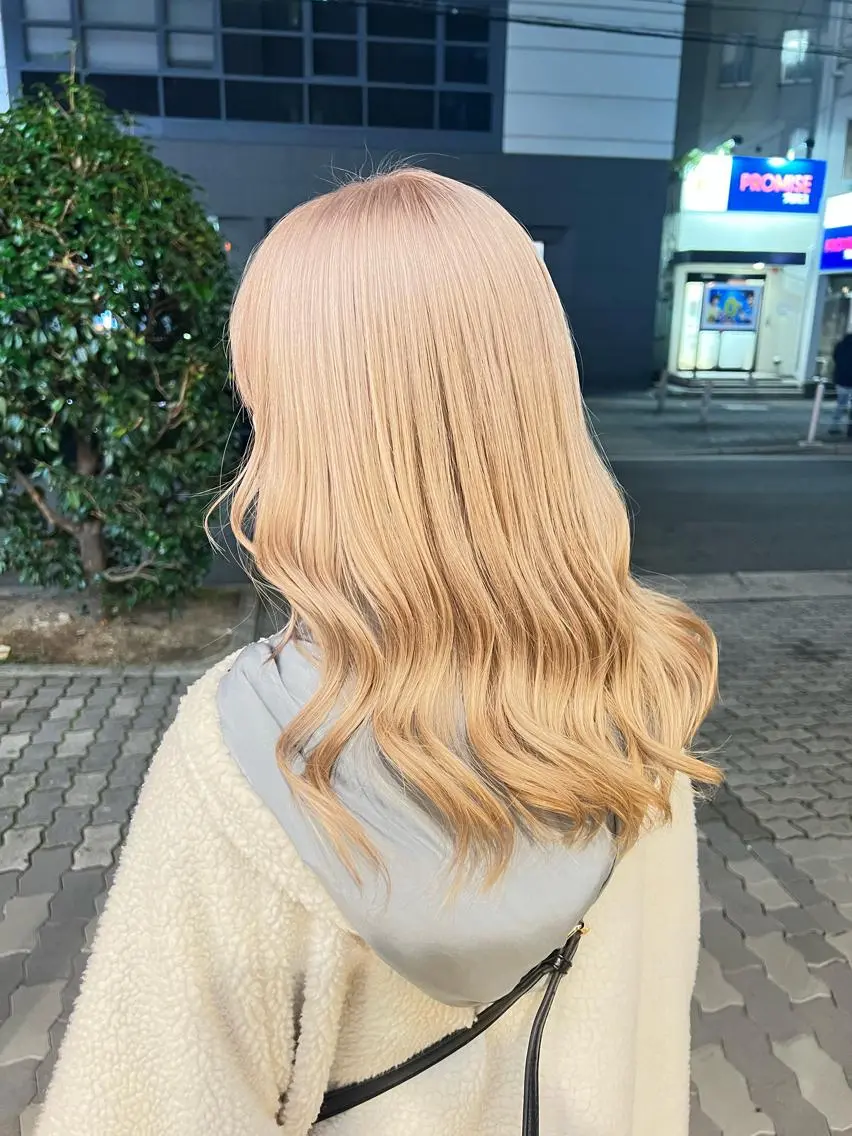 ロング カラー マンツーマン女性 美容師 奏のヘアスタイル