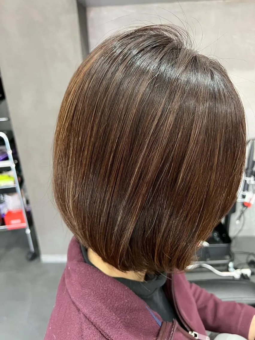 ミディアム カット 縮毛矯正 乾かすだけで艶髪酸性 ストレート髙橋悠耶のヘアスタイル