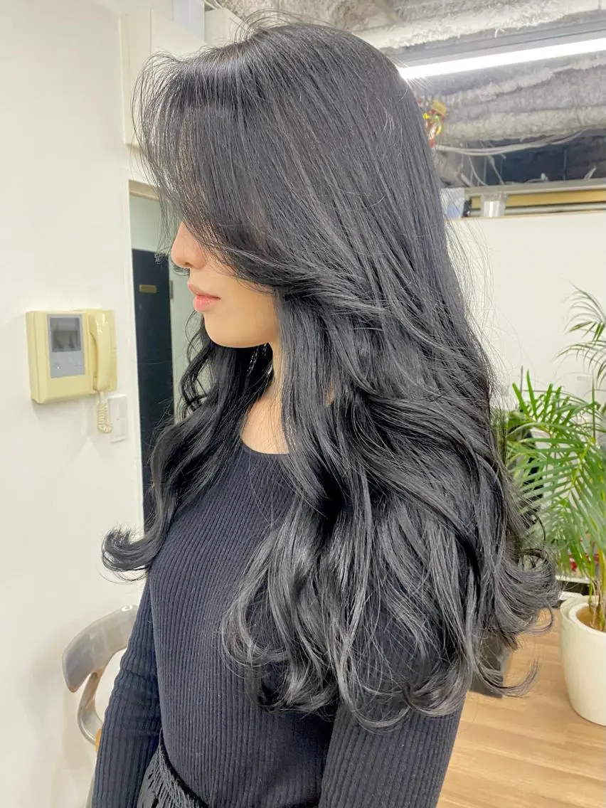 ロング カラー 顔まわりレイヤー× 韓国ヘアオタベシンヤのヘアスタイル