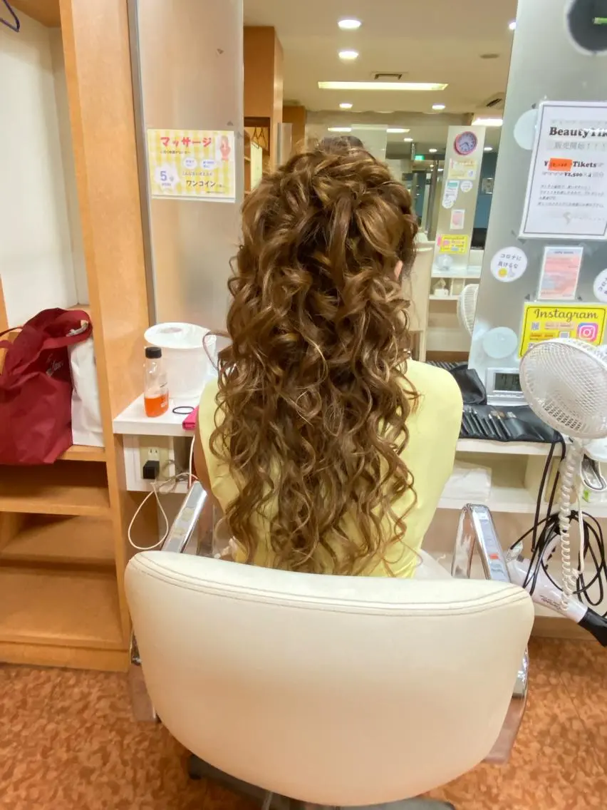 ロング ヘアアレンジ ハーフアップ エクステ ヘアセット 竹野 実優のヘアスタイル
