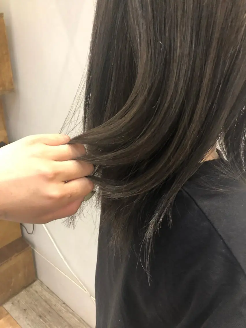 ミディアム カラー アッシュ 透明感カラー 艶髪/シールエクステ 🌻ノゾミ🌻のヘアスタイル