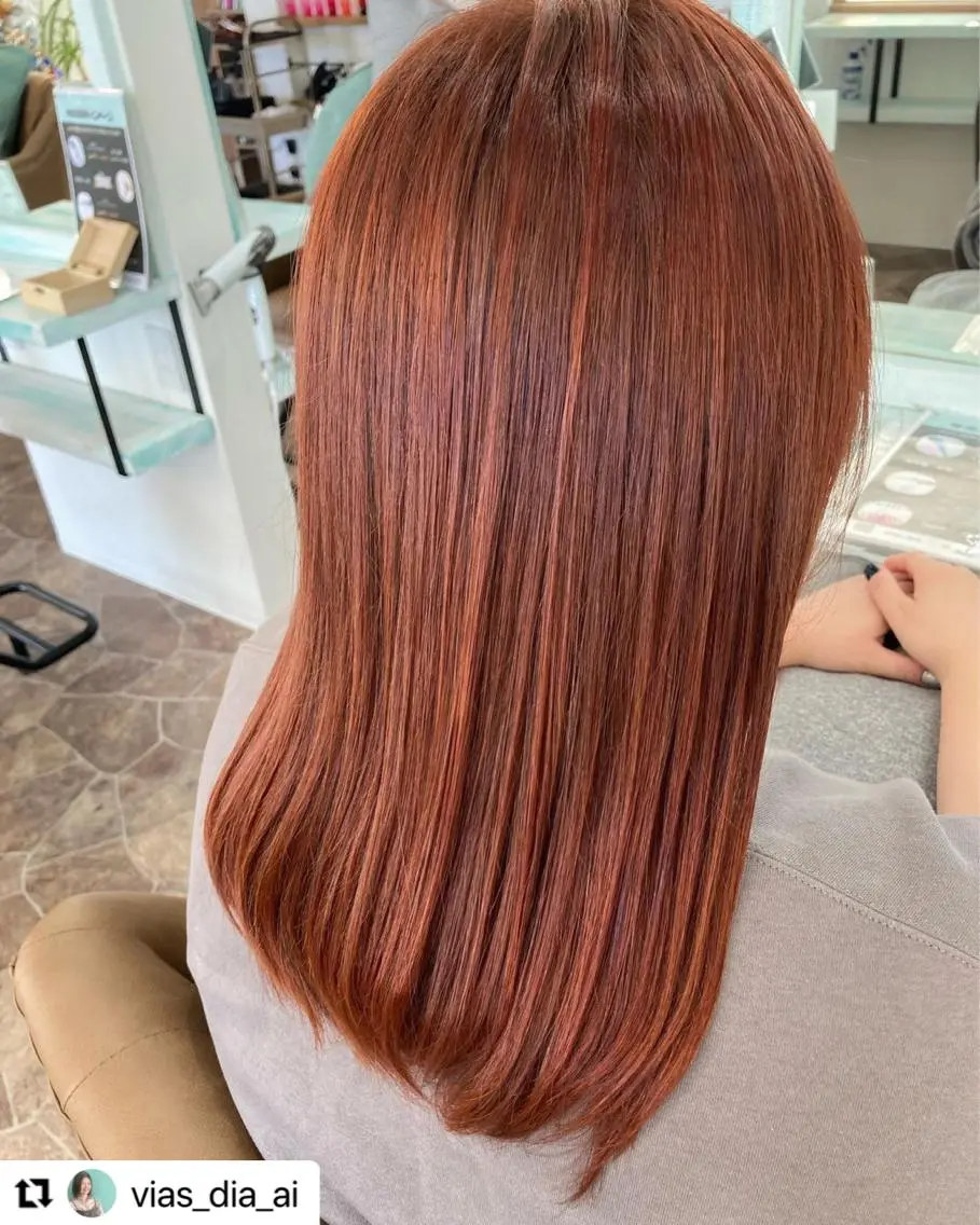 セミロング ヘアカラー 大谷 亜依のヘアスタイル