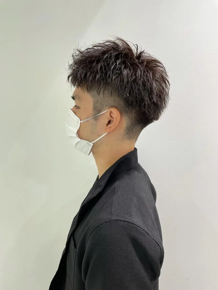 ショート カラー パーマ ヘアアレンジ メンズ キッズ ネイル マツエク・マツパ 束感まつ毛 カット トリートメント ヘッドスパ ヘアセット スパイキー/フェザー /波巻き/かいとのヘアスタイル