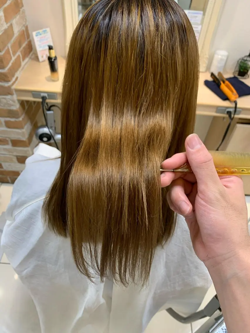 セミロング 縮毛矯正 トリートメント 店長 大方康暉のヘアスタイル