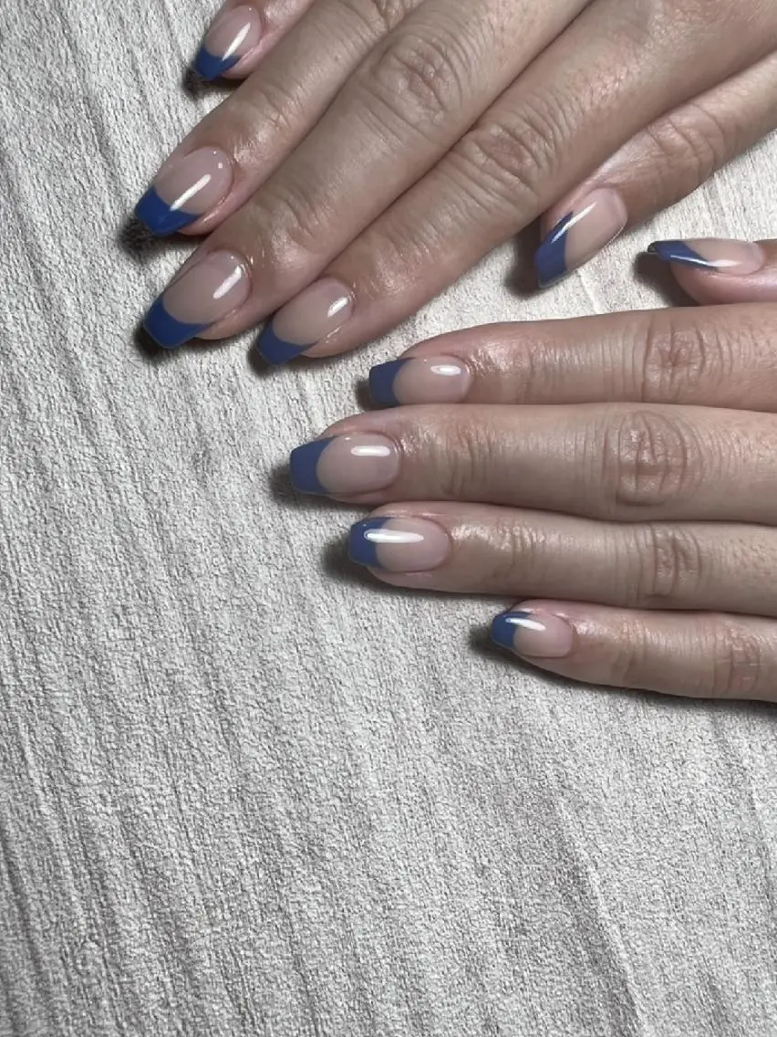 ネイル フレンチネイル nail .のネイルデザイン